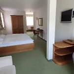 Schoen Ruedesheim am Rhein