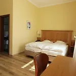 Schoen 3* Ruedesheim am Rhein