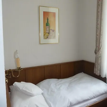 Schoen Hotel Ruedesheim am Rhein