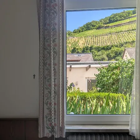 Schoen Am Rhein