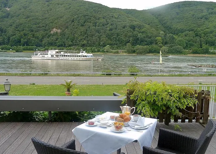 Schoen Ξενοδοχείο 3*